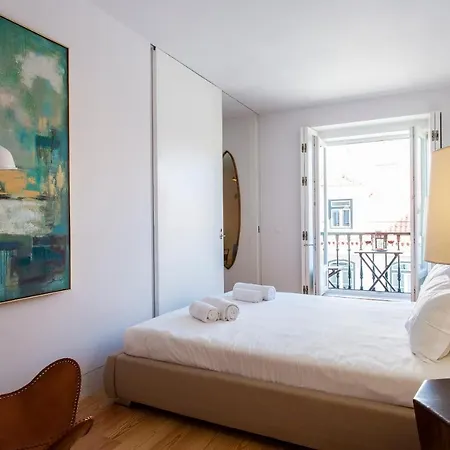 Crucifixo Deluxe Apartment *