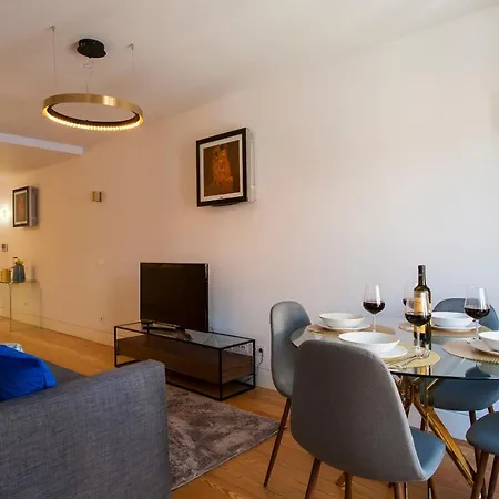Crucifixo Deluxe Apartment Apartment *